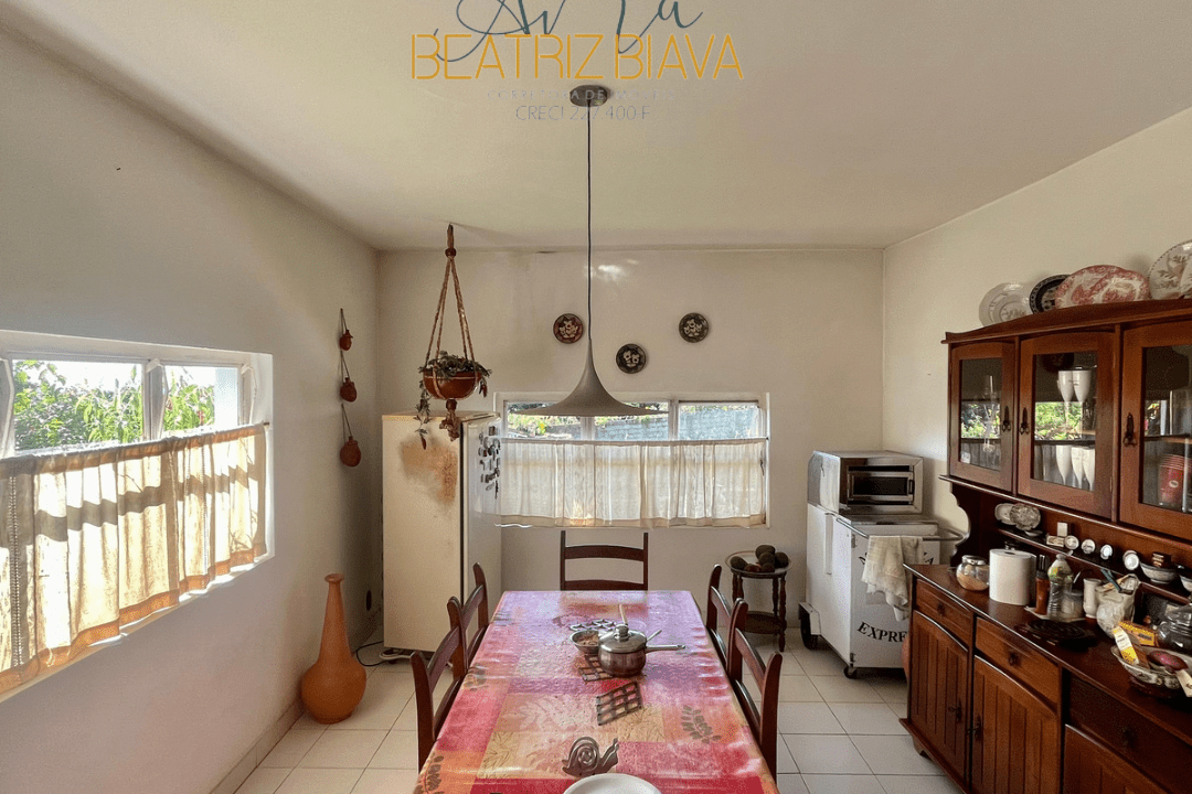 84ABF066-4644-4C15-B5B1-D2C73CD0BBDA