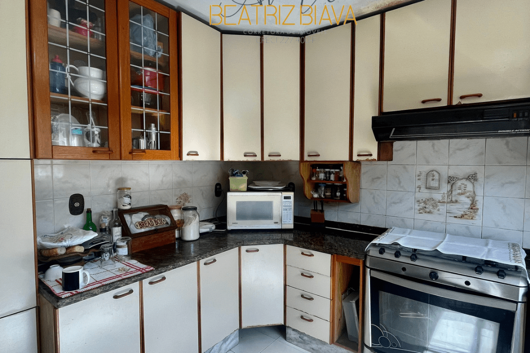 BB0CF039-B5C6-44E0-A12F-B09814C97430