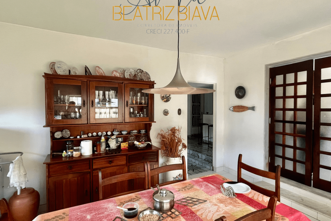 F12D1A05-4E32-4DF1-9AB4-BF461ADE18BD