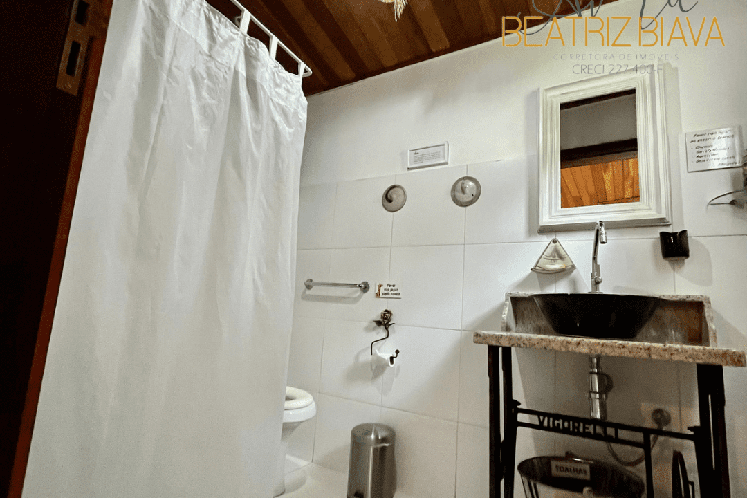 2F67BCE6-4DB6-4F82-9583-FC9B762143B2